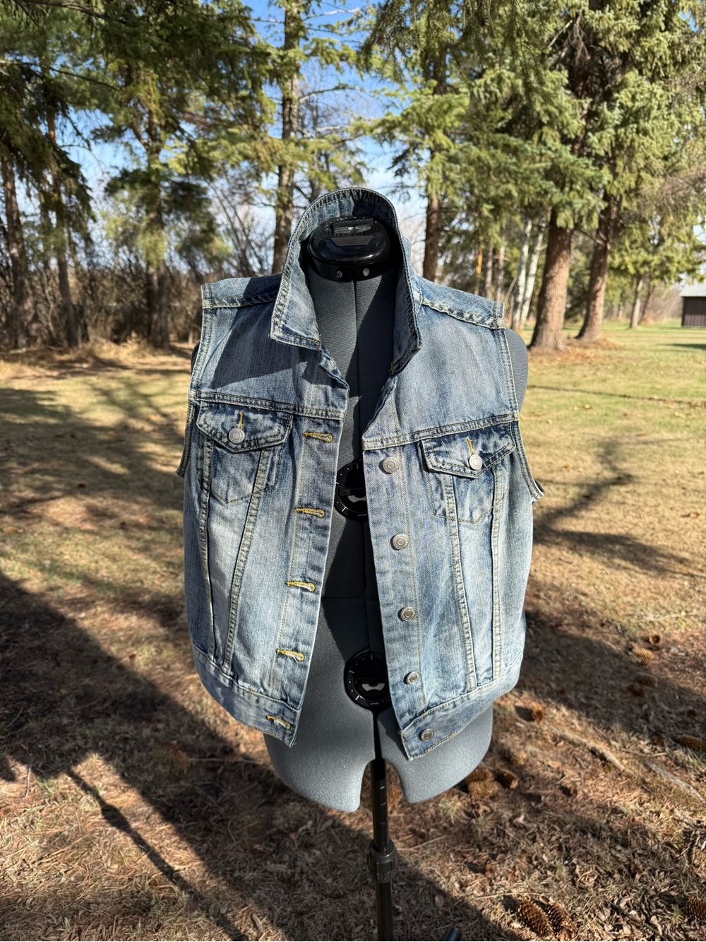 Bluenotes Light Wash Denim Vest in Blue